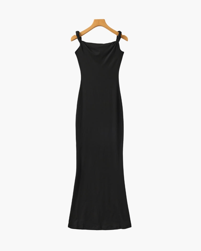 Figurbetontes One-Shoulder Maxikleid